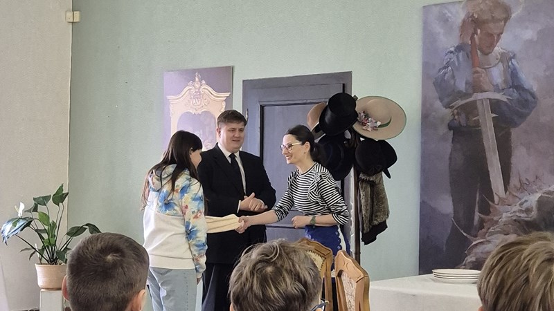 Etiketa pro mladé dámy a gentlemany