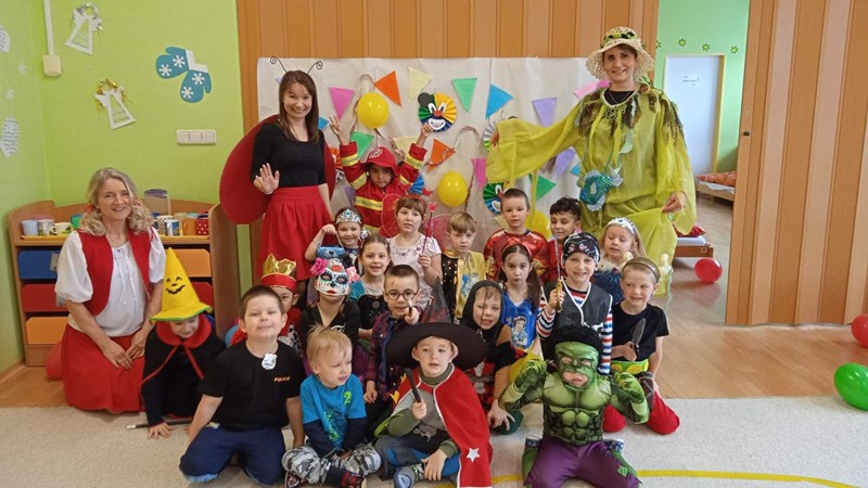Haló pane Karnevale ... račte dále, račte dále
