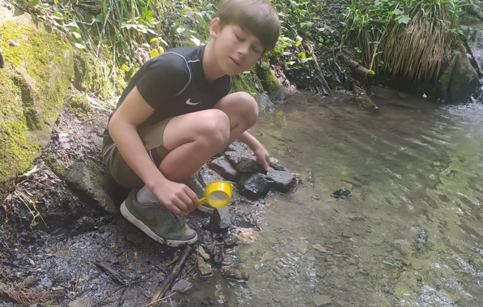 Výukový program „Co se skrývá pod hladinou“  - zvětšit obrázek