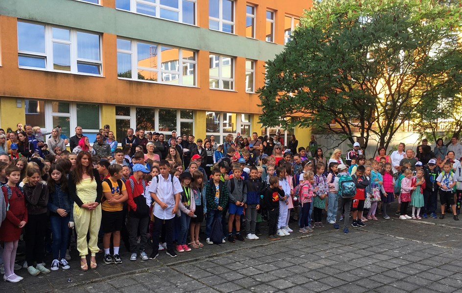 Zahájení nového školního roku - zvětšit obrázek
