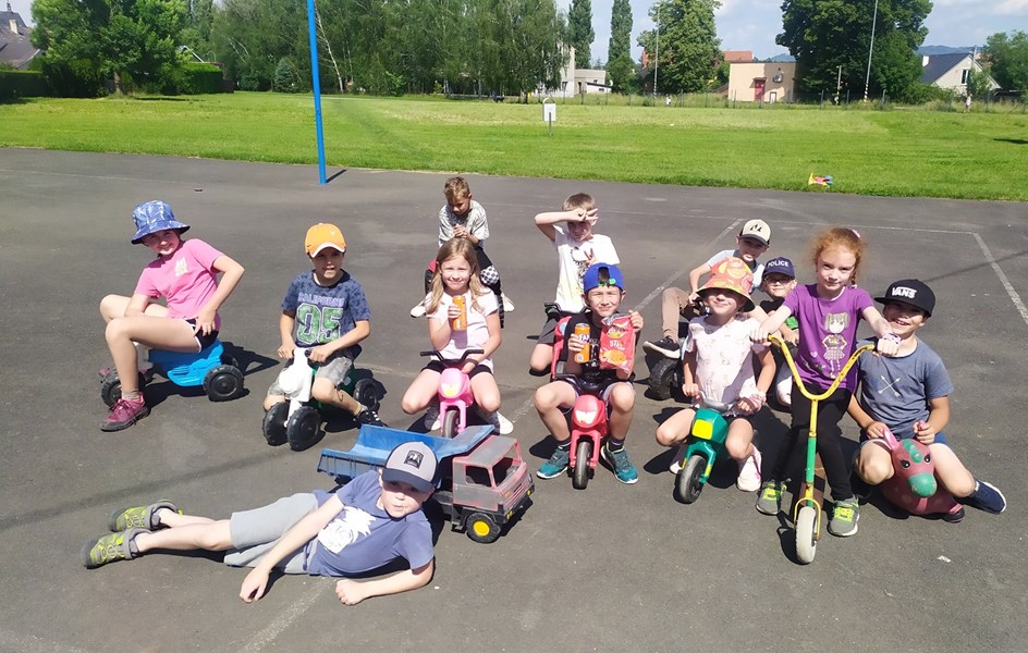 Výlet družiny do Příbora - zvětšit obrázek