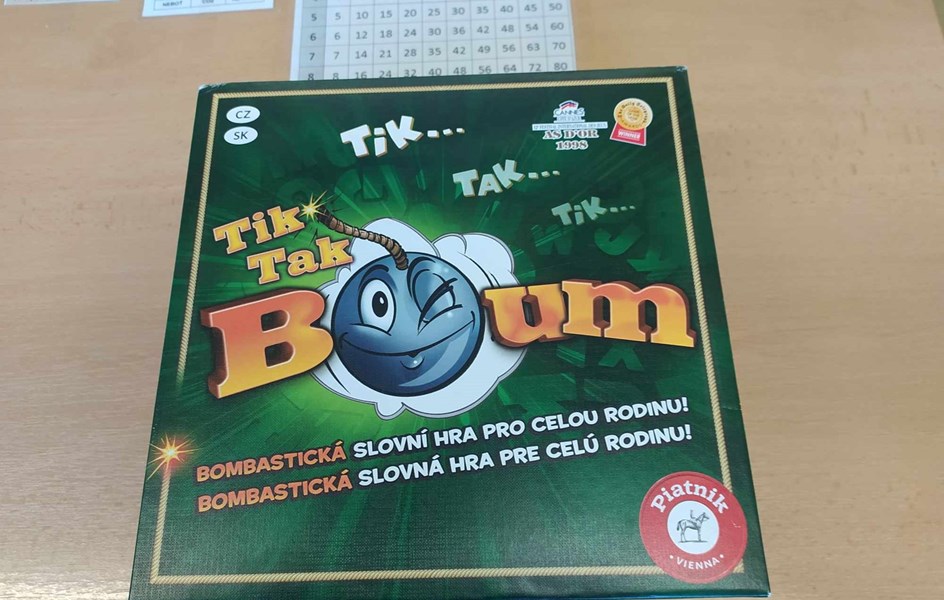 Den deskových her v 5.B - zvětšit obrázek